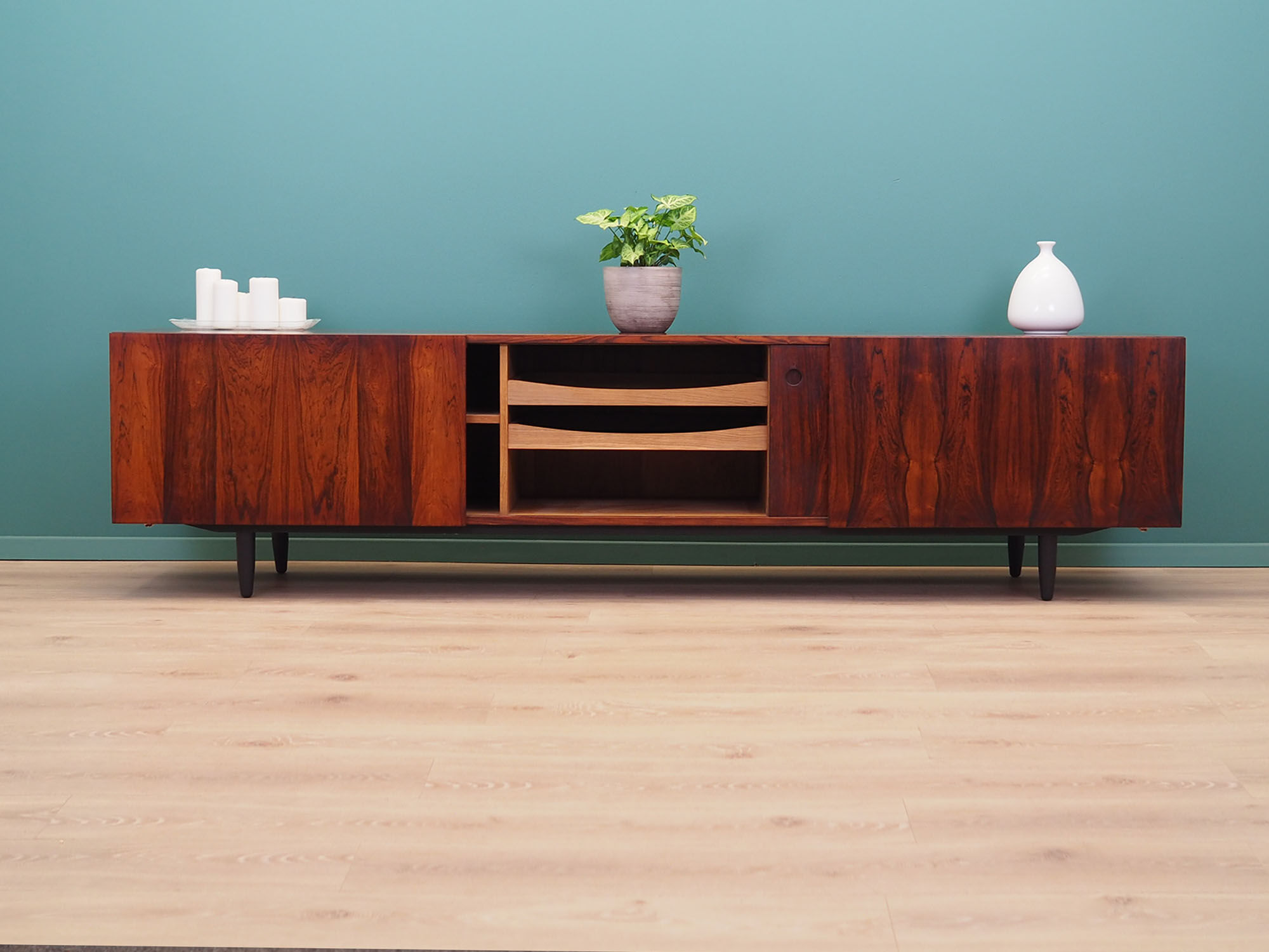 Rosewood sideboard, 70s, Danish design, designer: Ib Kofod Larsen