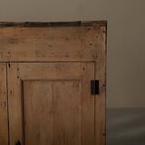 Petit meuble paysan en bois massif, vers 1900