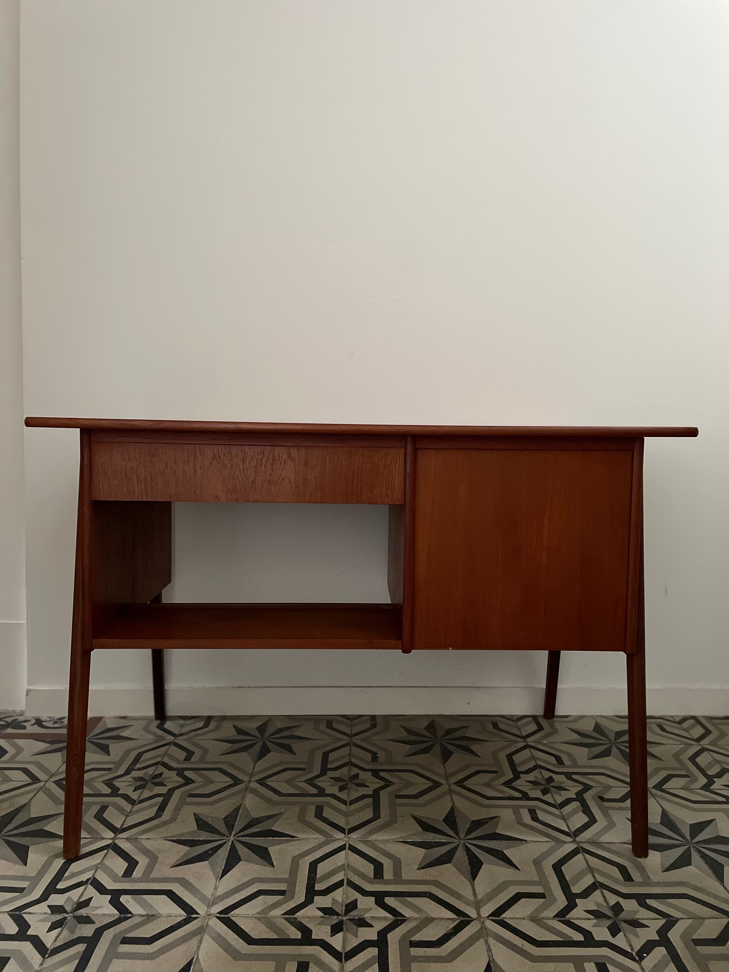 Bureau enfant scandinave, vers 1960