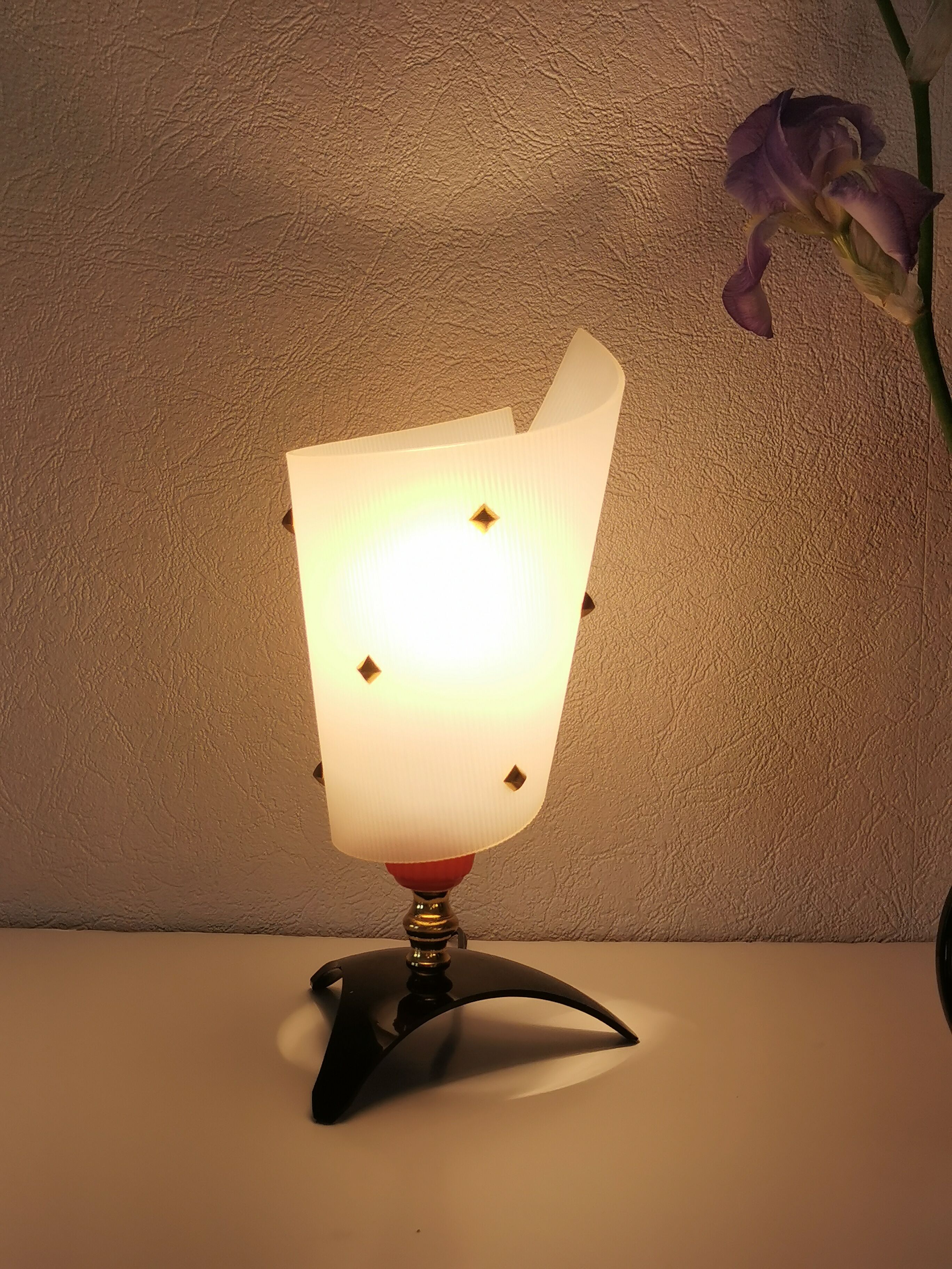 Rockabilly side lamp, perspex and brass, Pierre Guariche style, 1950
