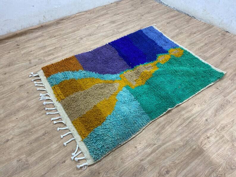 Colorful Moroccan wool rug 250cm x 150cm