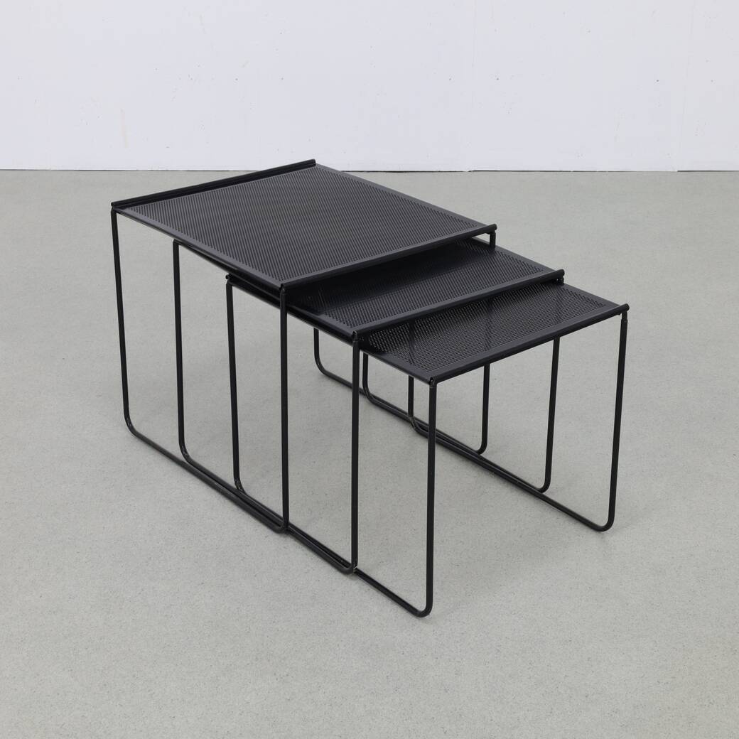 Tables gigognes postmodernes, ensemble de 3, années 1980