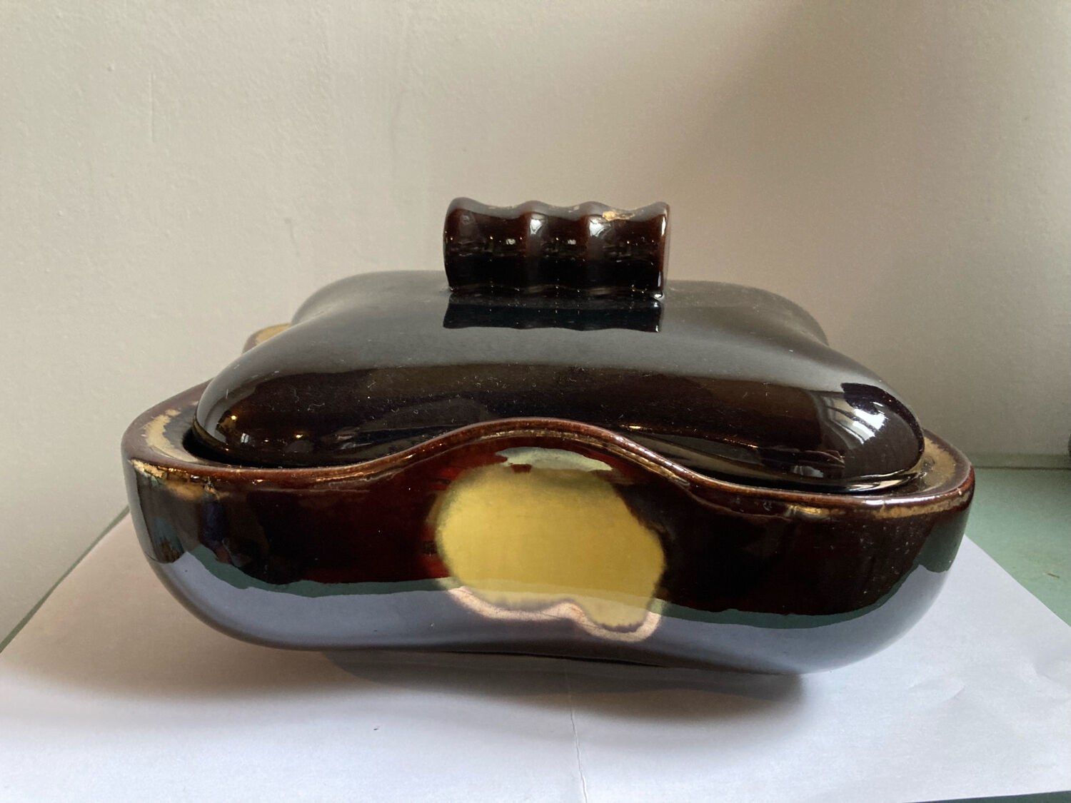 Bonbonnière or ceramic cake box