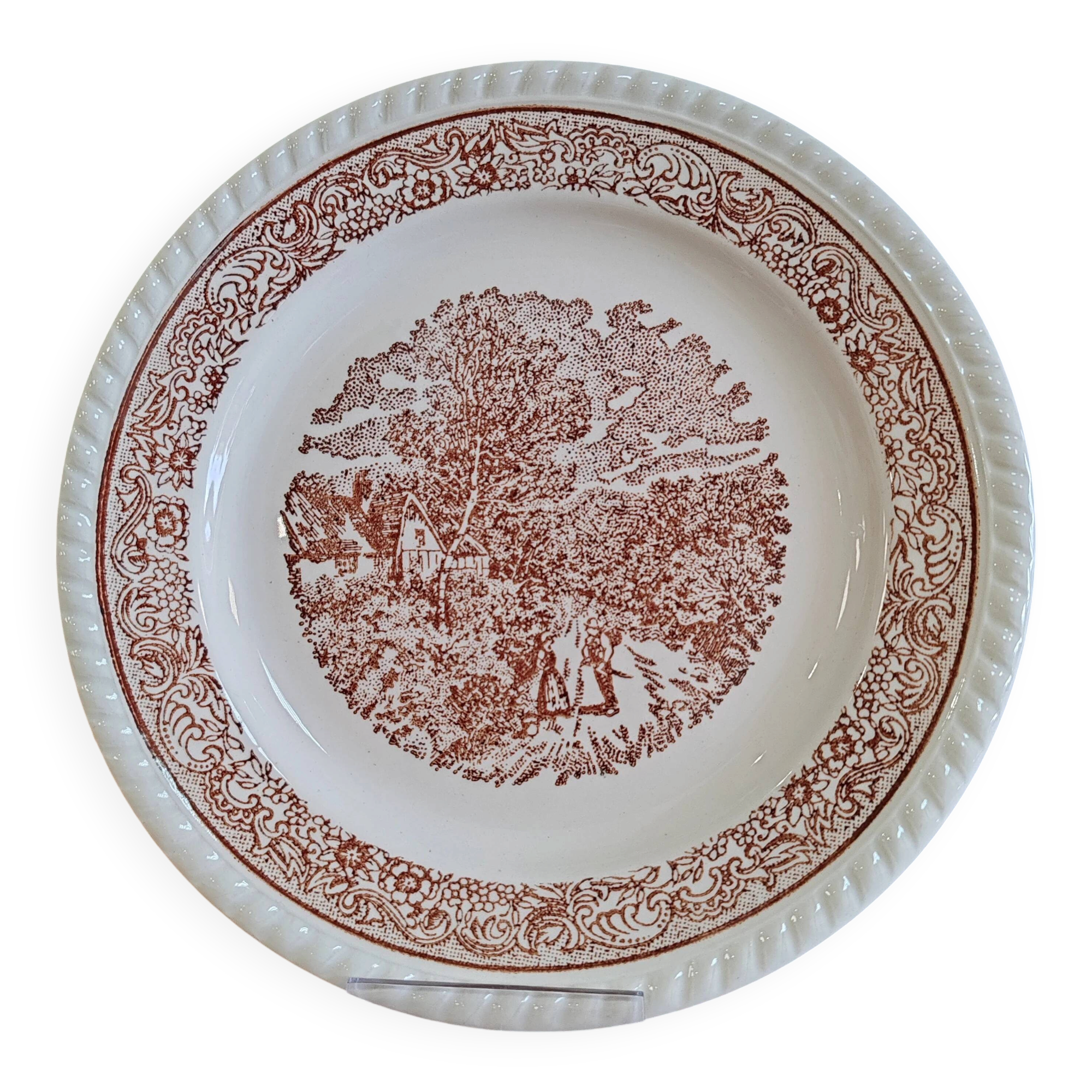 Dessert plate (sold individually)