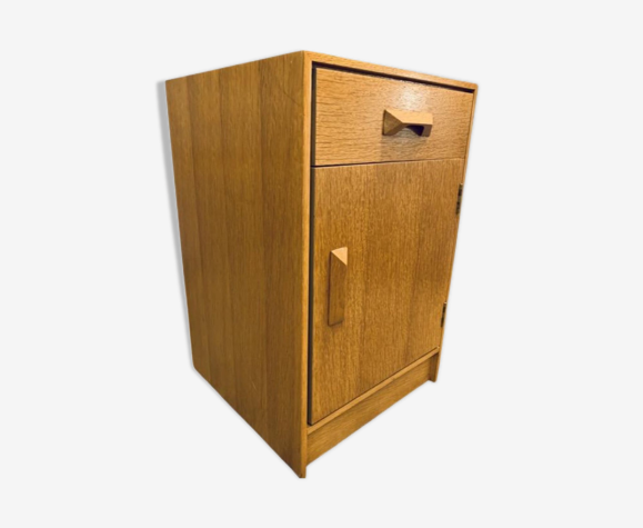 Table de chevet