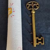 Key holder in the shape of a vintage key