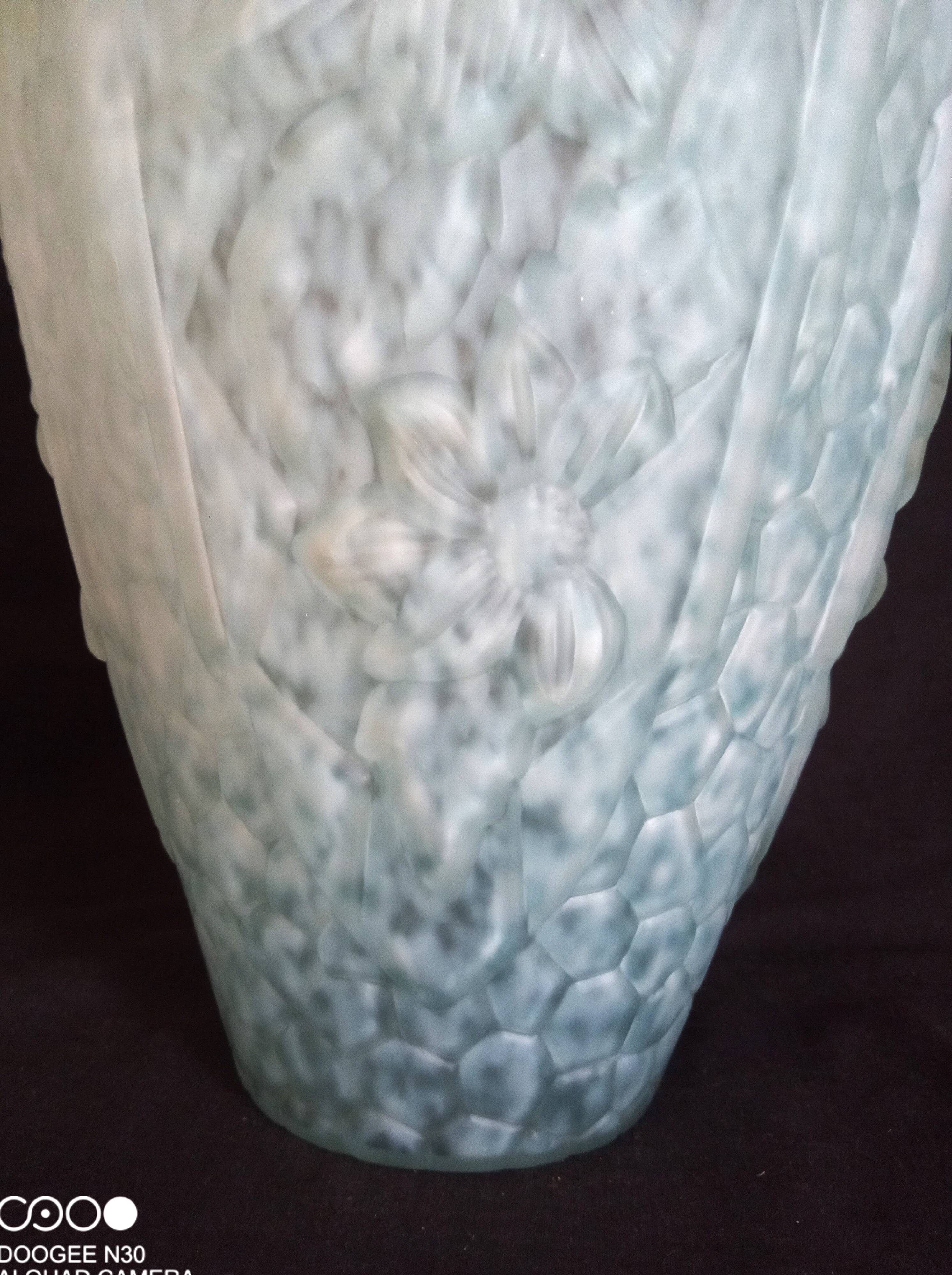 Art Deco vase in pressed molded glass paste, speckled blue color, h - 29