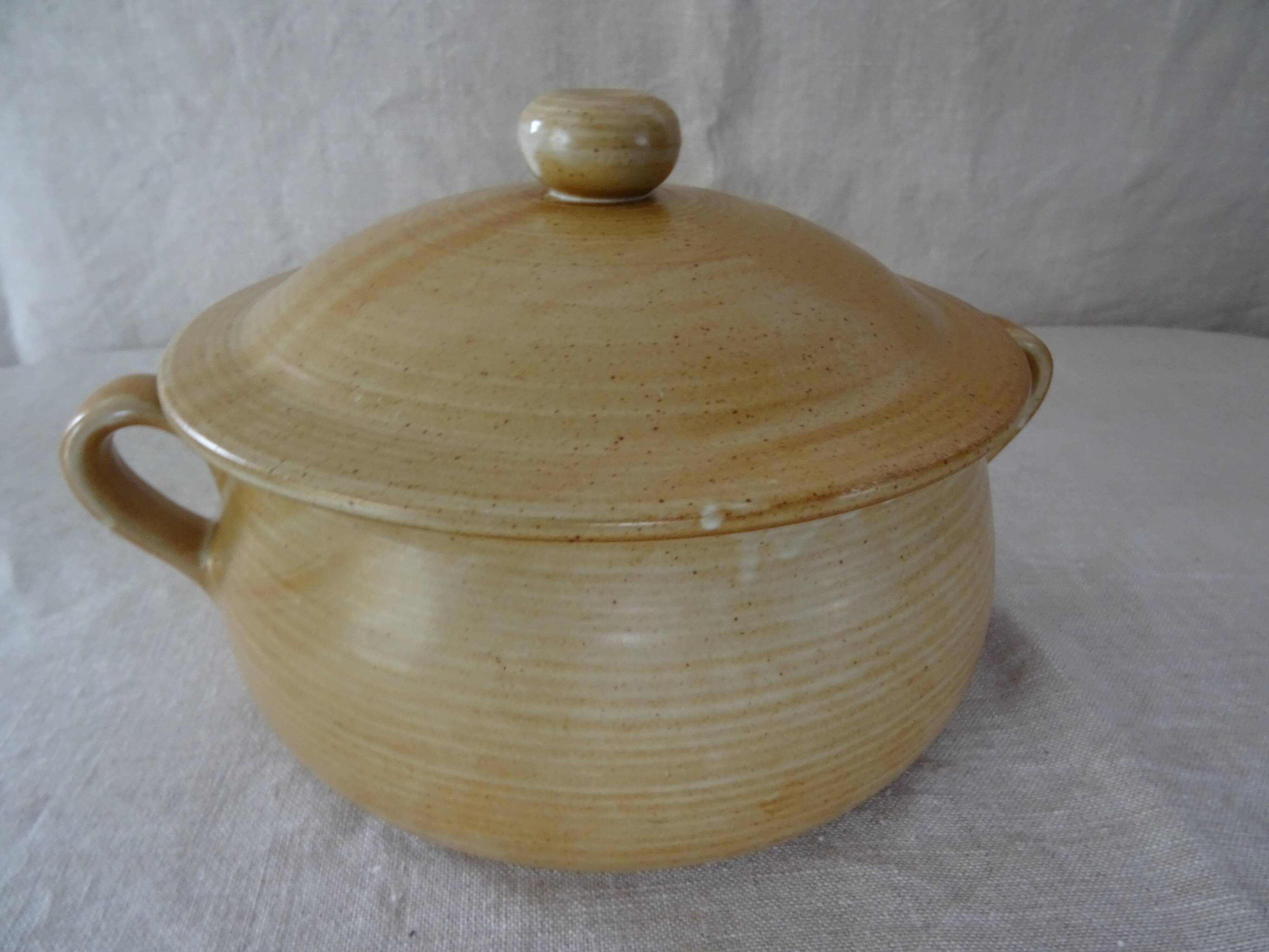 Soup tureen sandstone CNP Village France