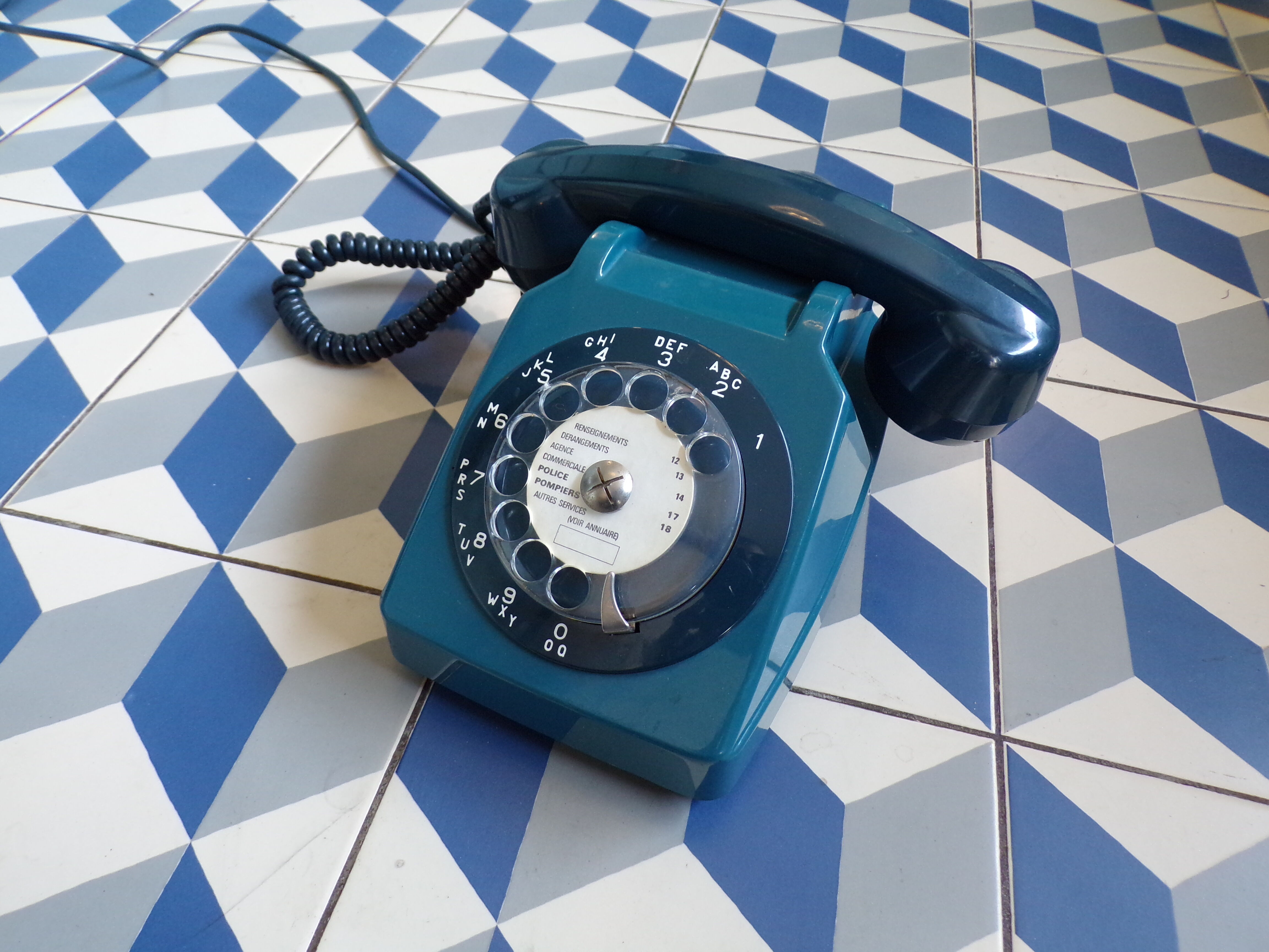 Socotel s63 blue phone