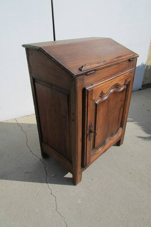 Very old pulpit, oratory