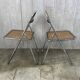 Paire de chaises pliantes chrome et cannage