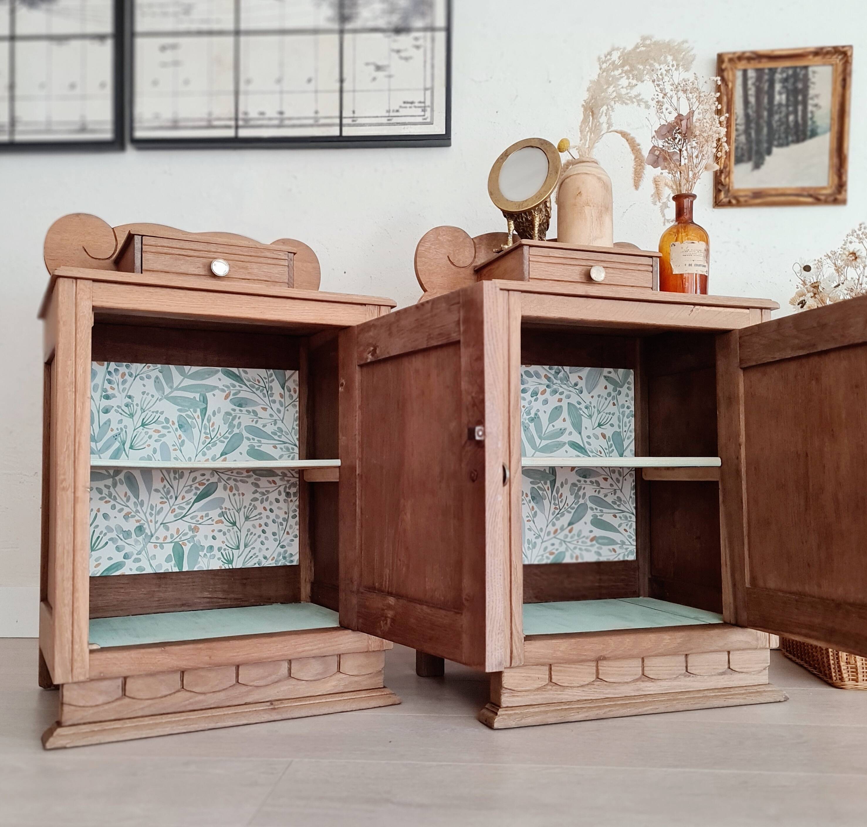 Paire de chevets Art Déco bois brut rénovés