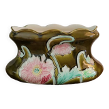 Cache-pot à décor de fleurs