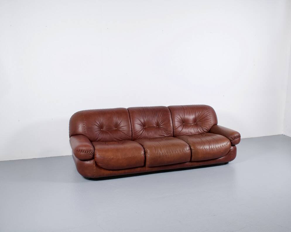 Sapporo leather sofa 1970s by Mobil Girgi publisher