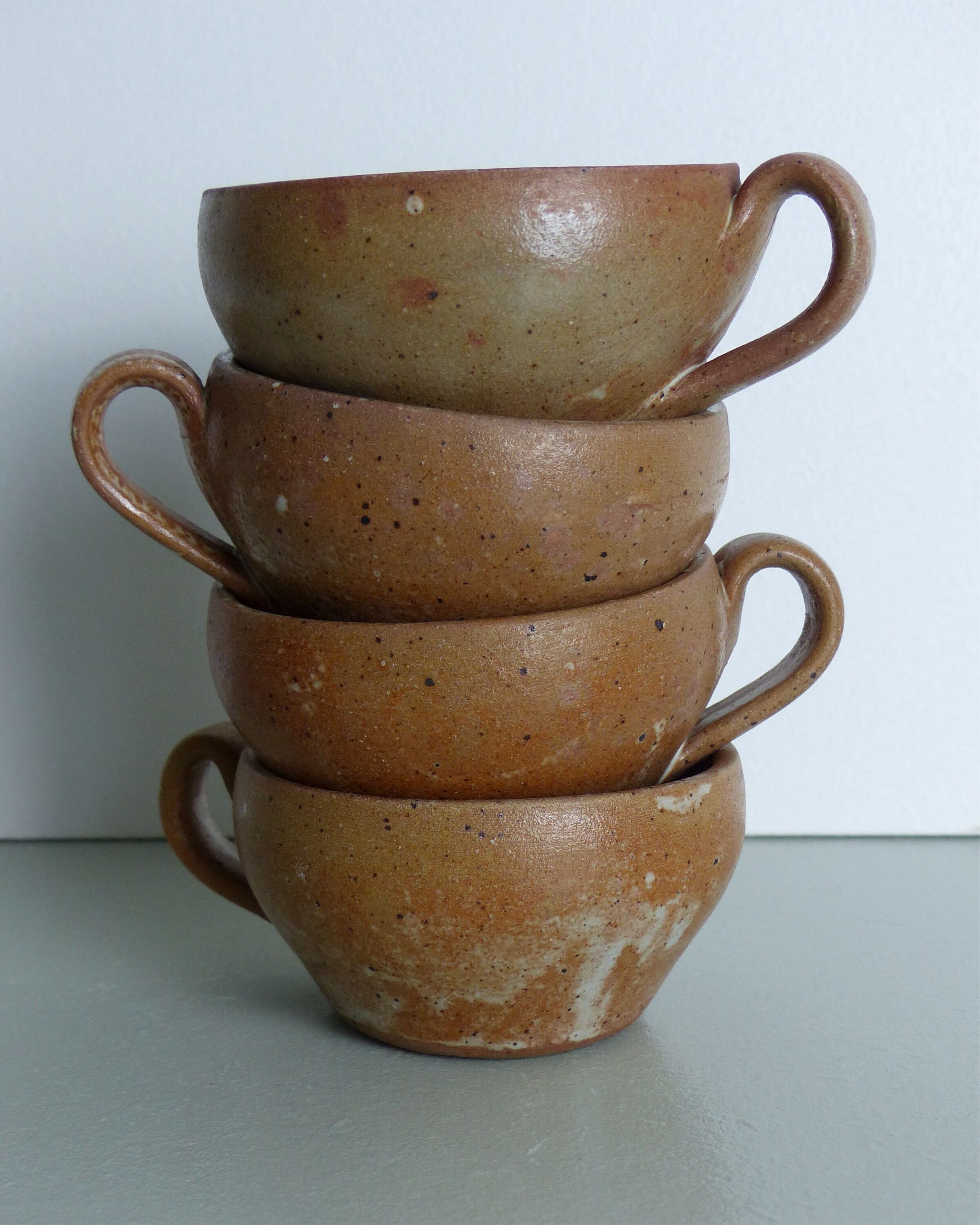 Set of 4 stoneware cups