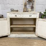 distressed country buffet