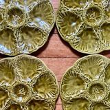 Set of 8 oyster plates in barbotine