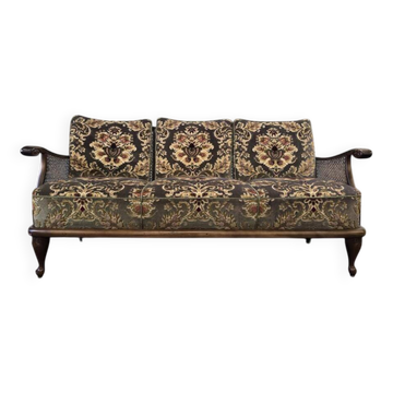 Vintage rattan canapé with floral print