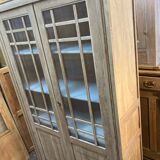 Armoire vitrée