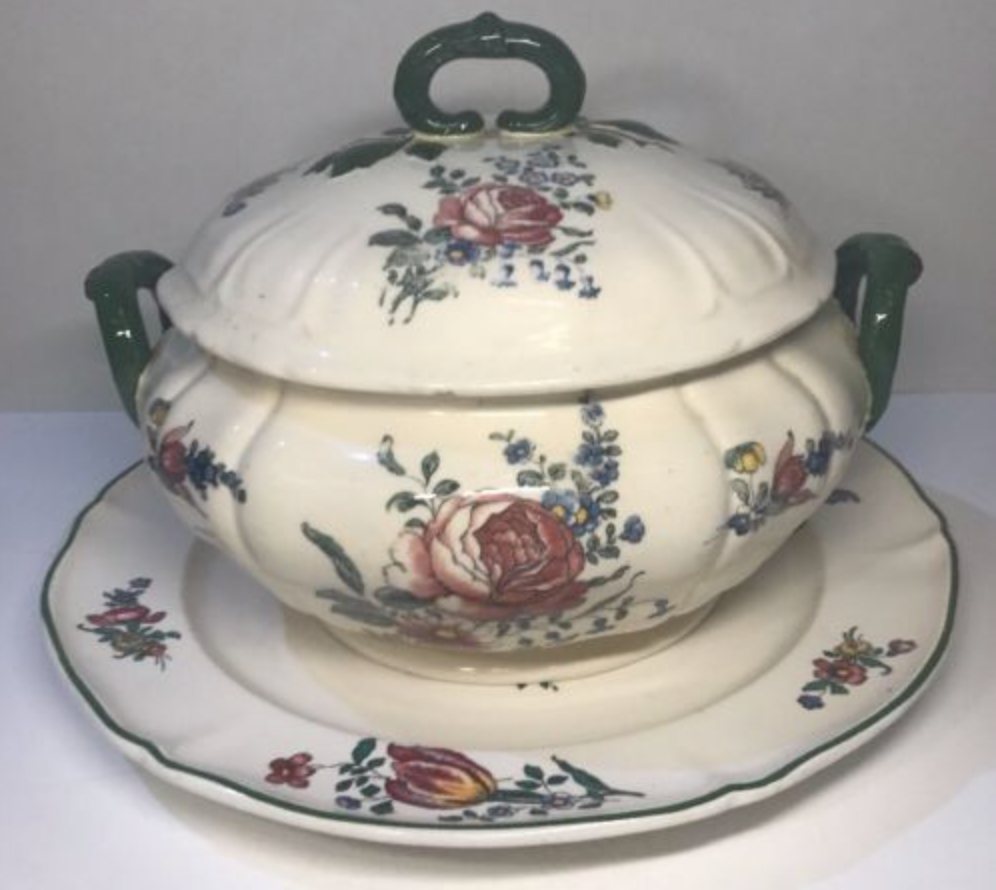 Villeroy & Boch Mettlach Alt Strasbourg Henriech tureen