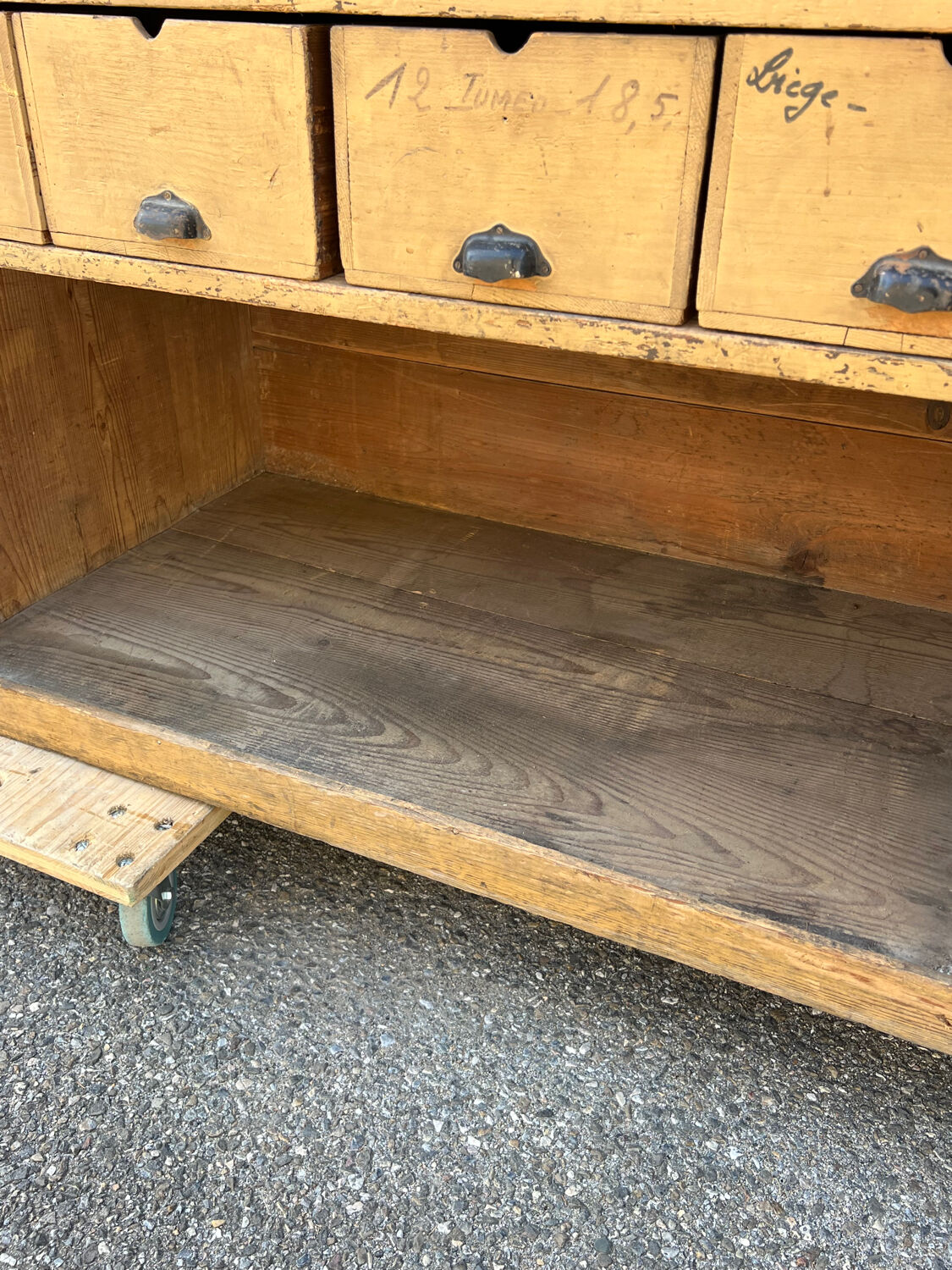 Professional furniture