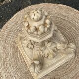 Stucco corbel