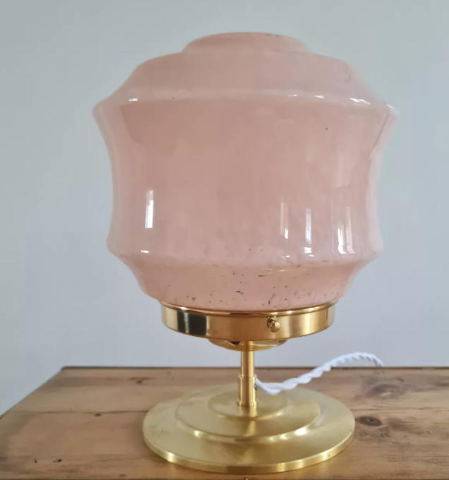 Table lamp in pink Clichy glass