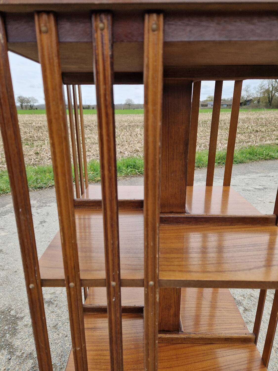 Old revolving library