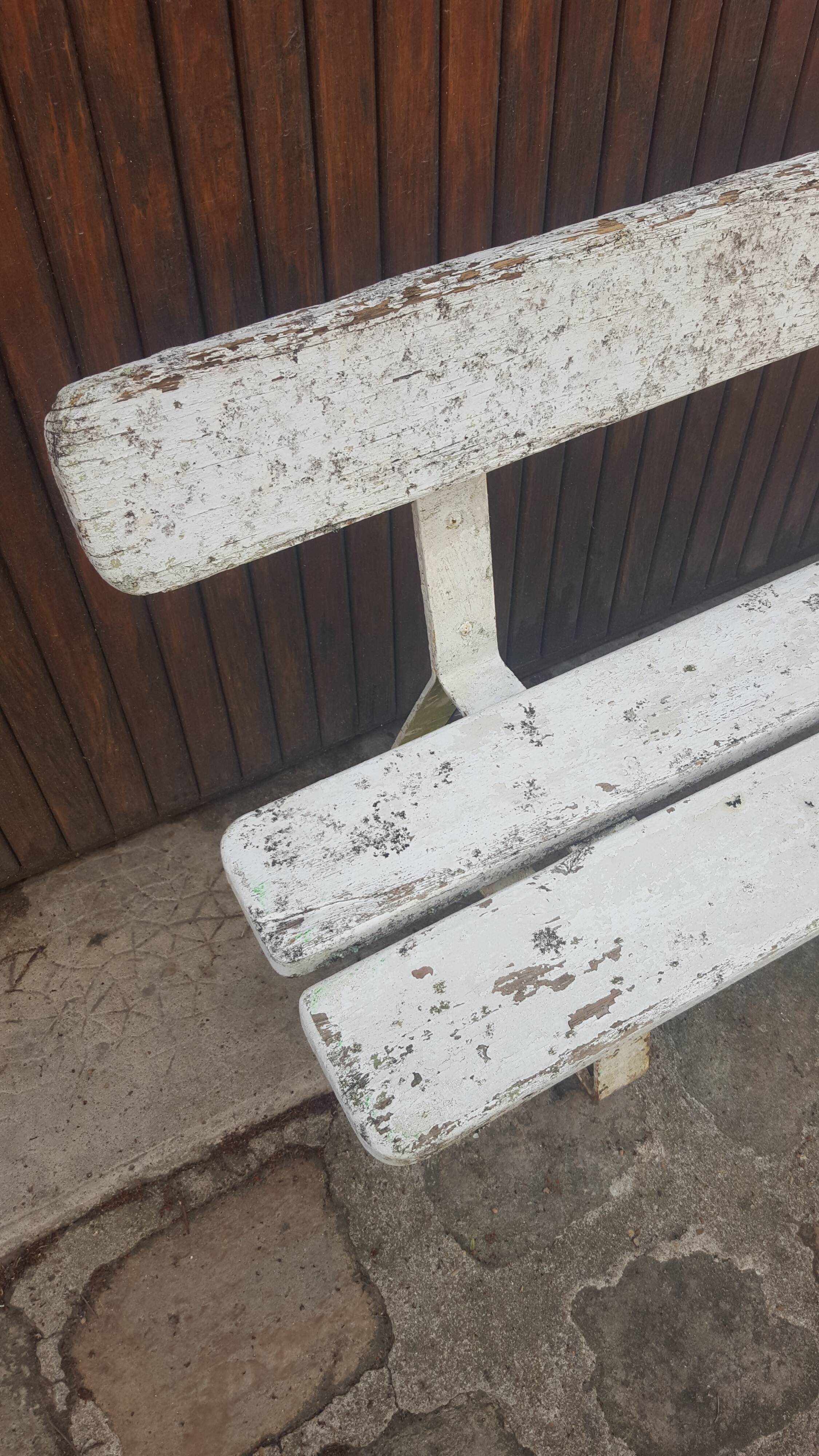Old school bench white old patina