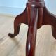 Guéridon Vintage en Bois et Cuir Marron