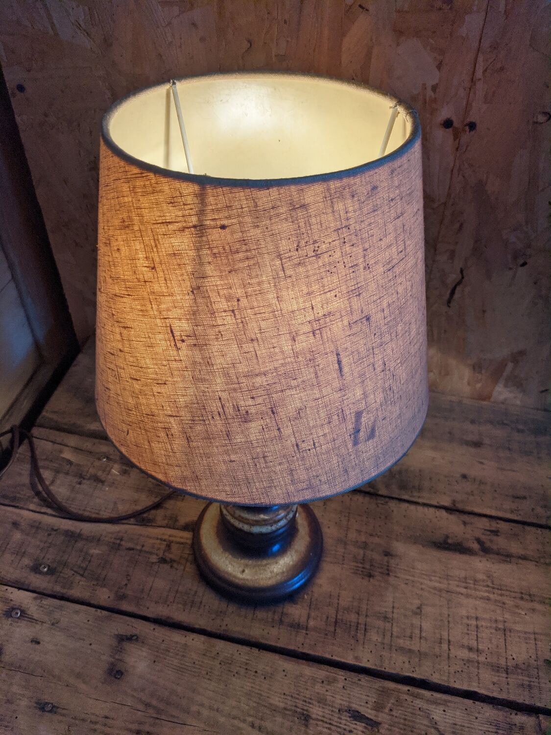 Ceramic lamp