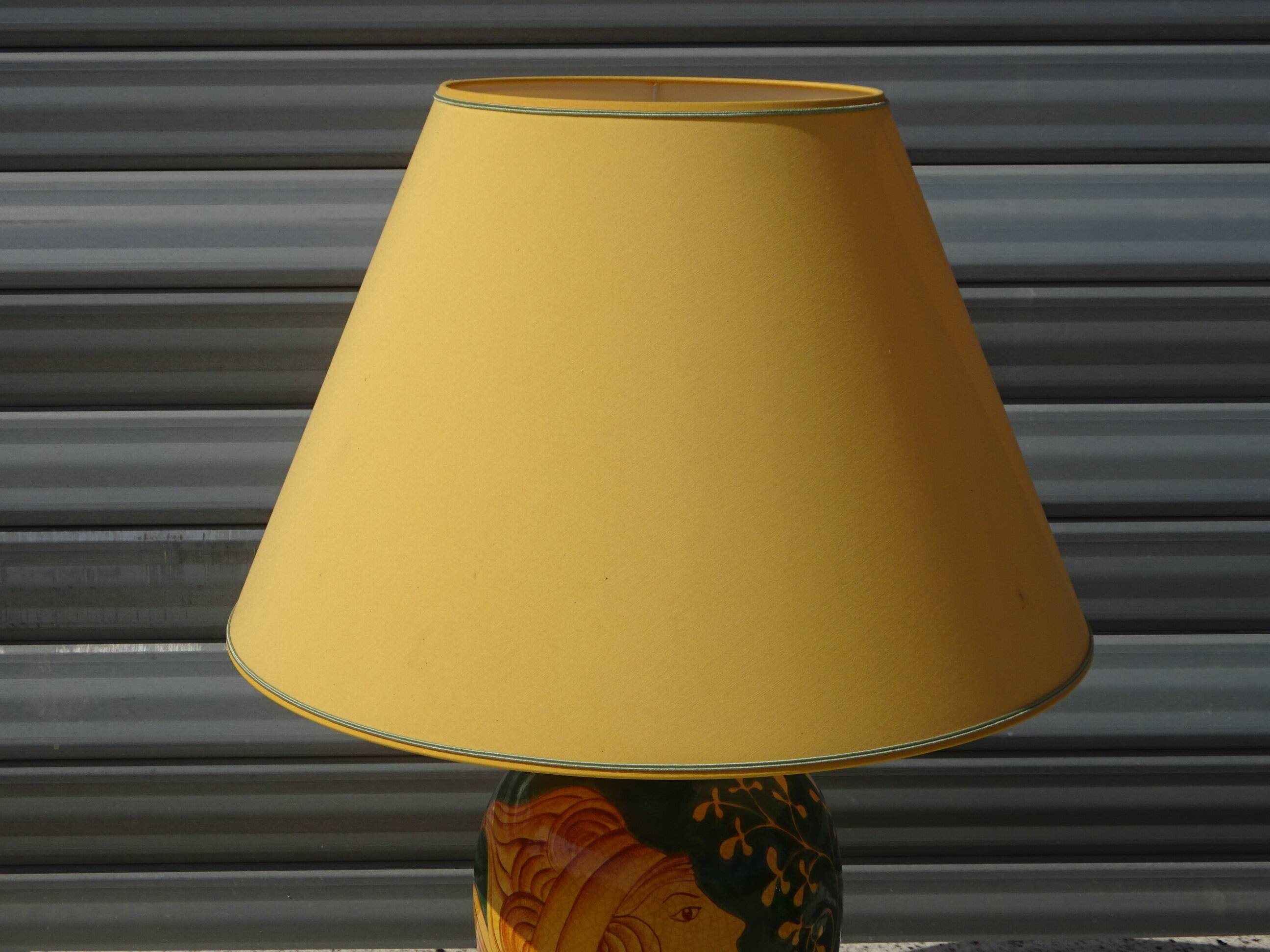 Ceramic lamp, vase and matching plate, Drimmer