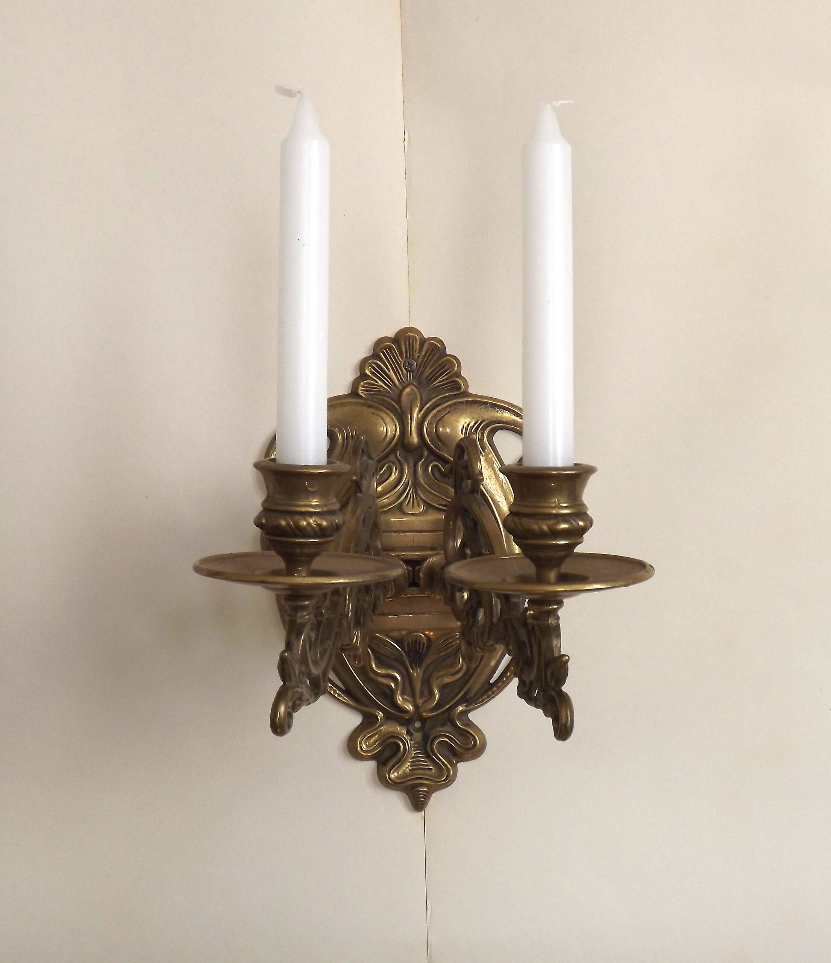 Double candle holder piano wall light in bronze 4874