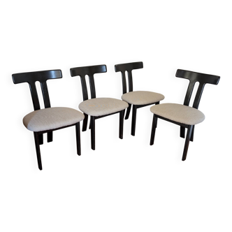 Set of 4 Oak "T-Shape" dining chairs