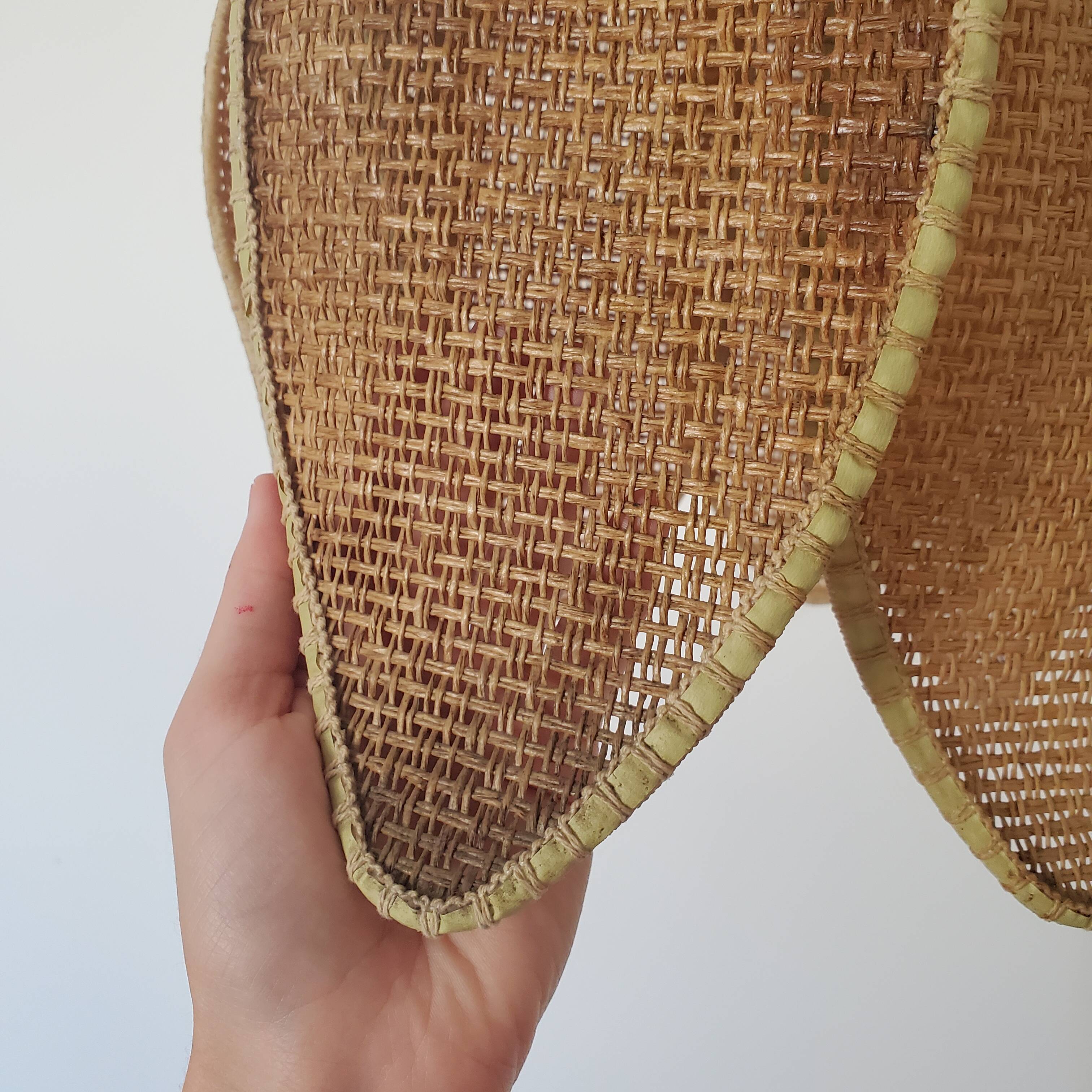 Vintage raffia flower pendant lamp