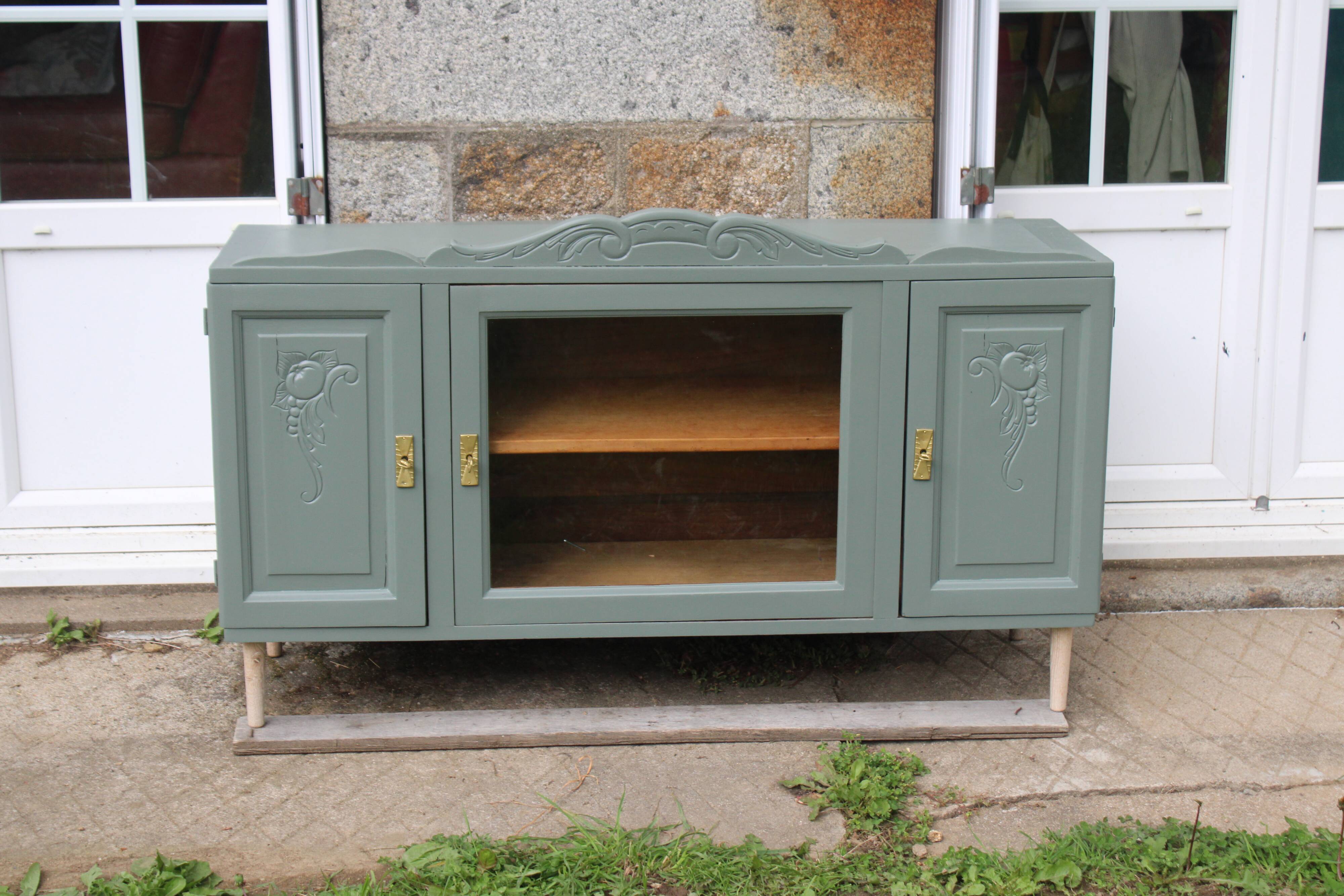 Renovated vintage sideboard with khaki paint – Haussmann chic & bohemian style