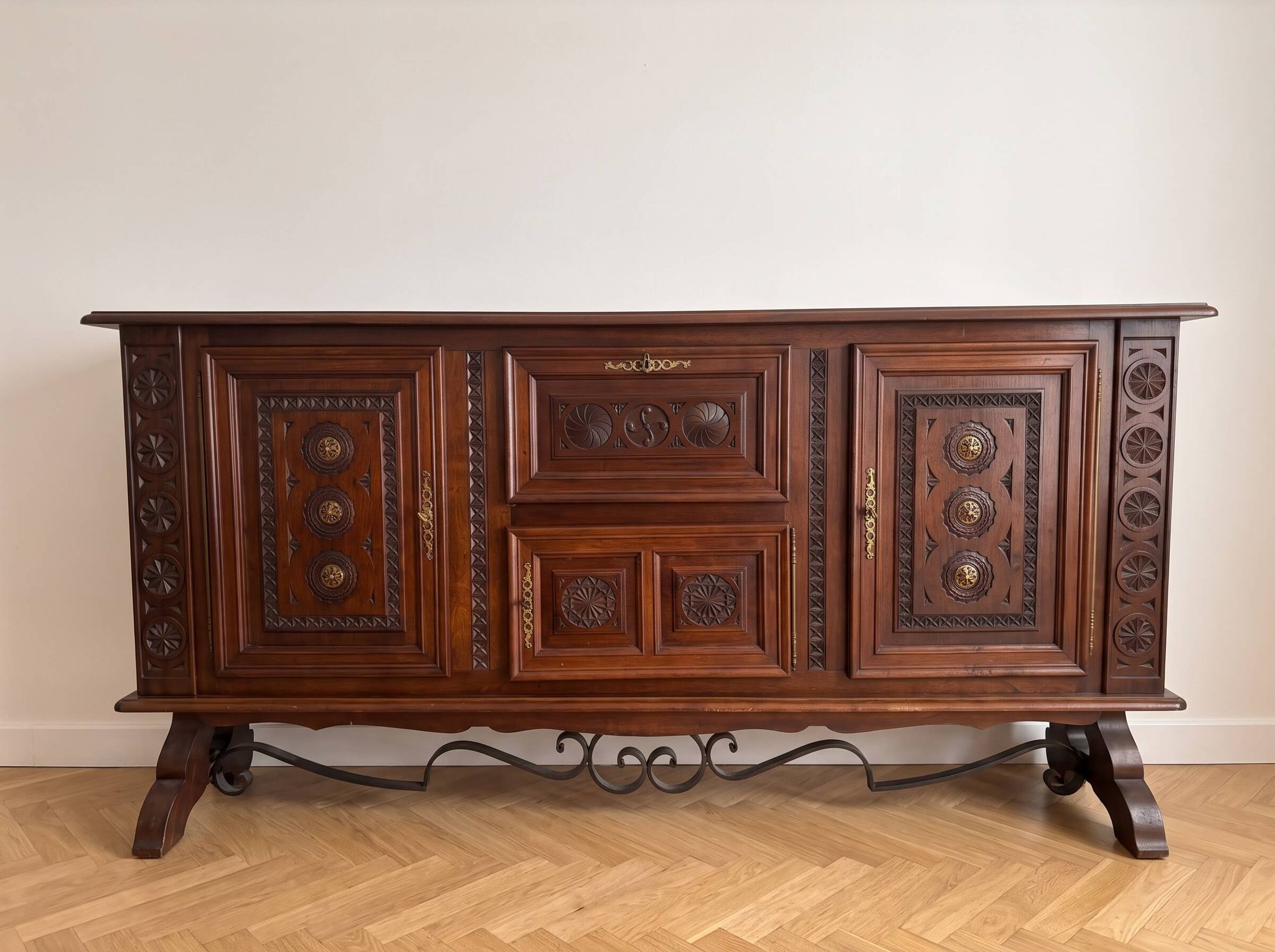 Large rustic sideboard in solid wood and wrought iron