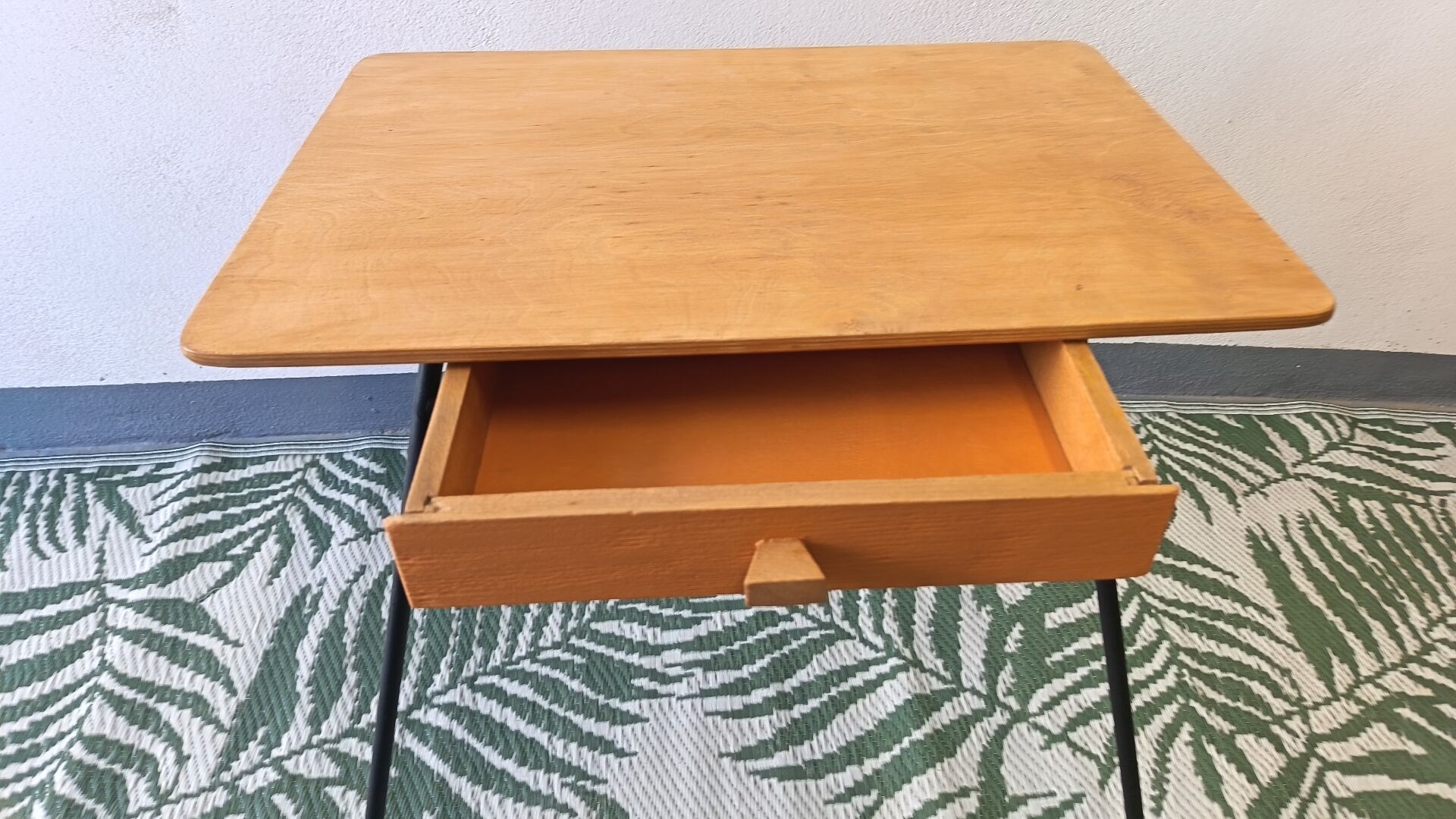 Petit bureau d'enfant