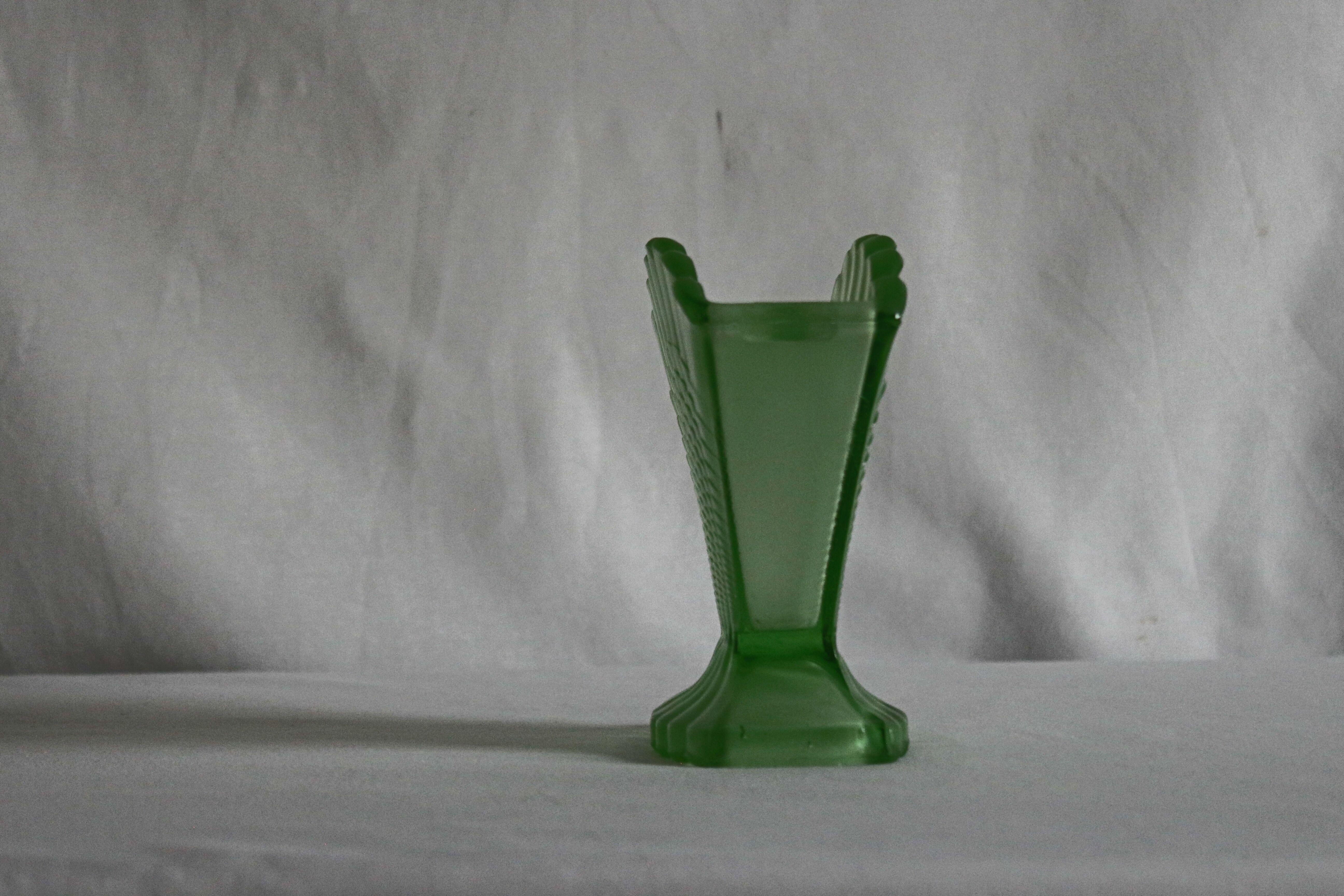 Art deco scallop vase with floral frog