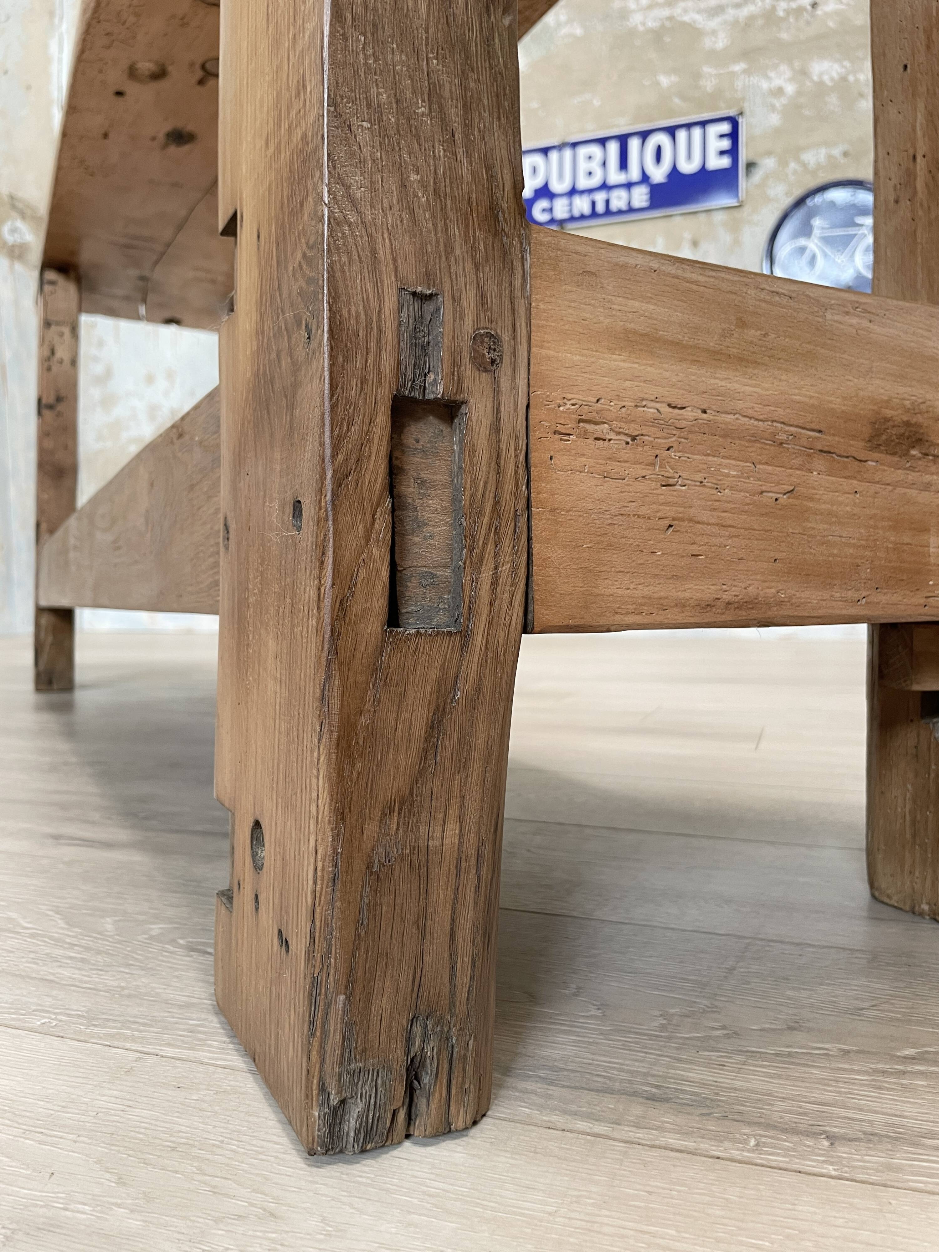 Solid wood carpenter's workbench