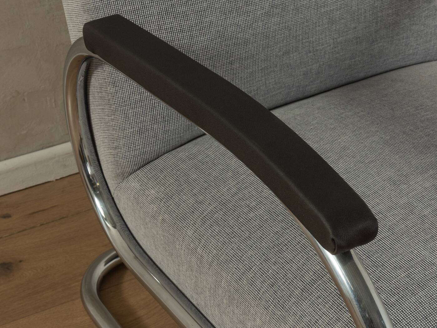 1930s Bauhaus armchair