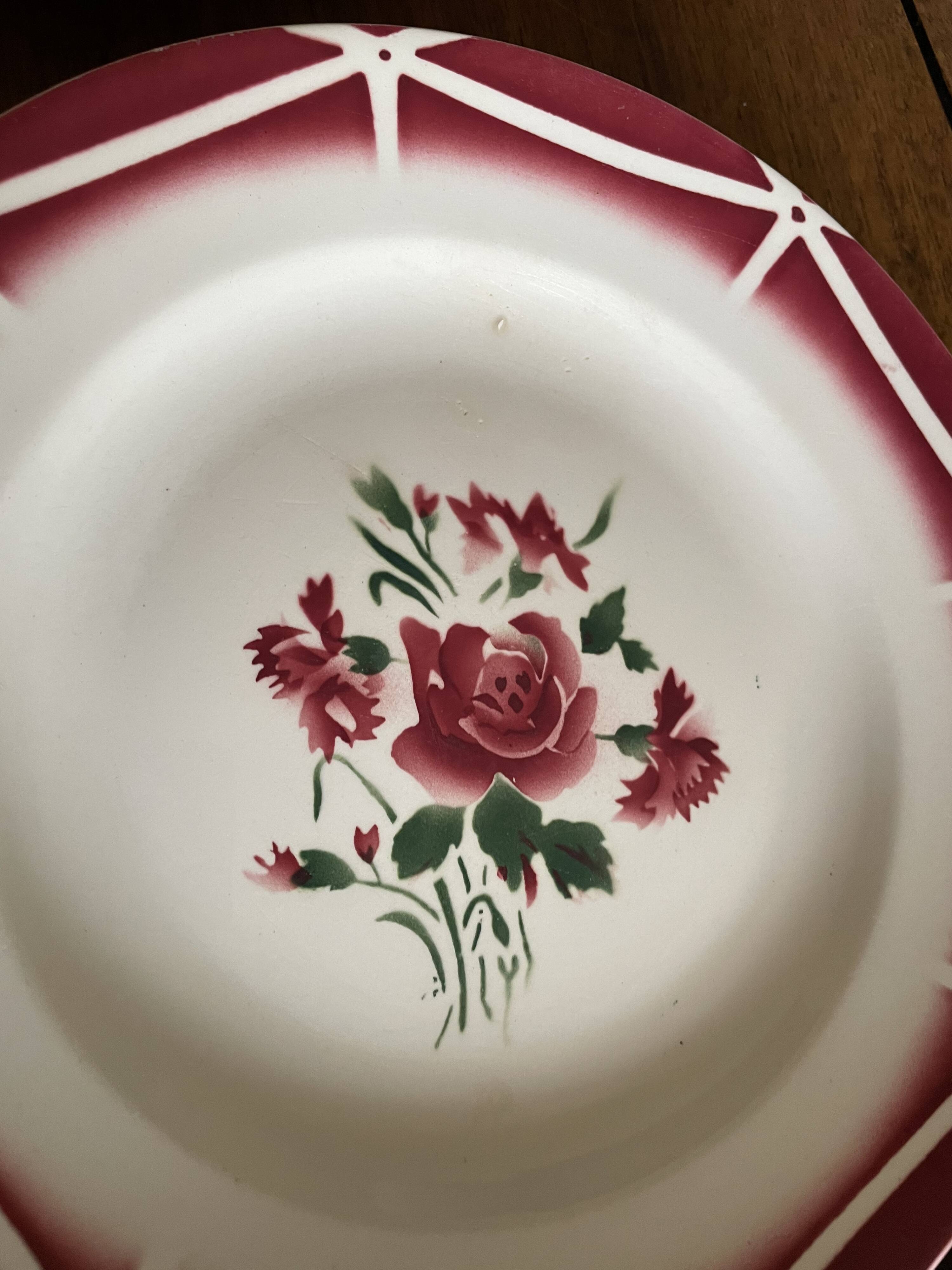 Sarreguemines Douarnenez model dinner plates