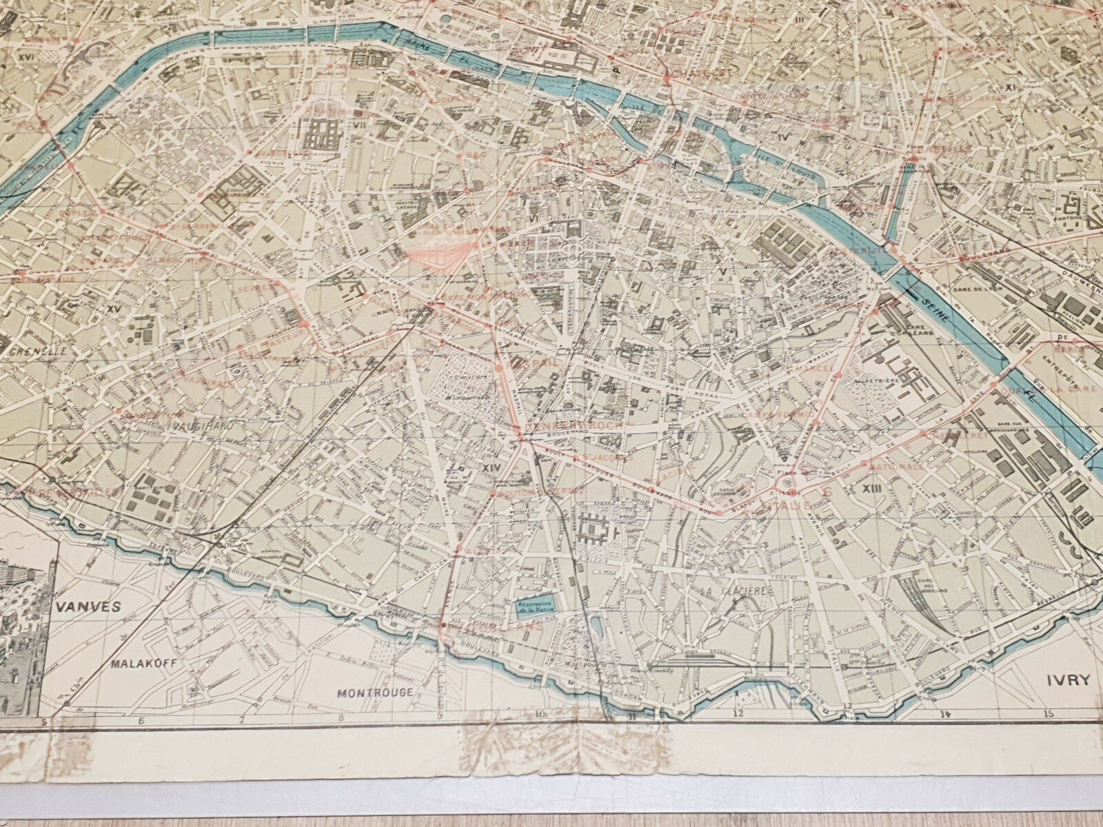 Old map of the city of Paris, 1911