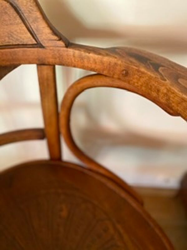 Fauteuil de bureau J&J Kohn circa 1900 estampillé et étiquette