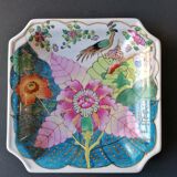 Empty enamelled pocket