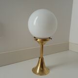 Suspension opaline