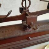 Old scale with 2 trays type Roberval