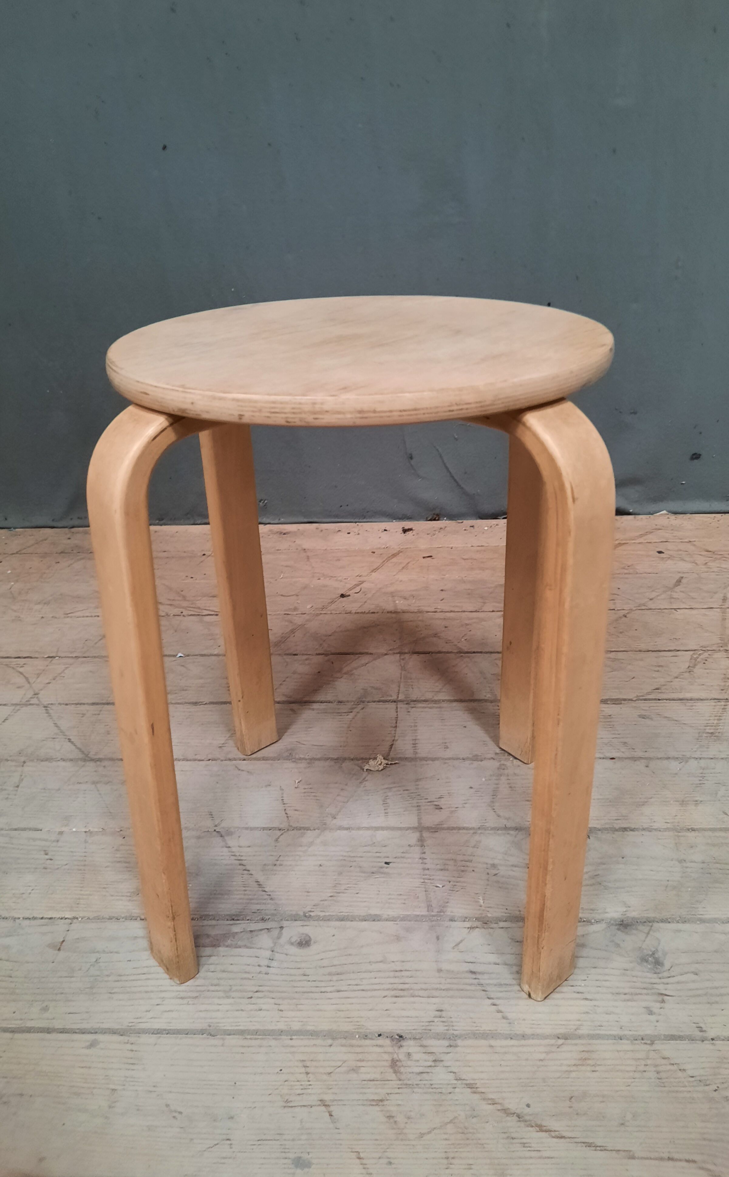 Series of 4 scandinavian stools