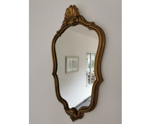 Baroque mirror shell