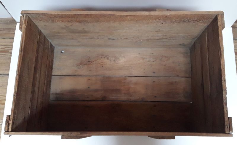 Transport box